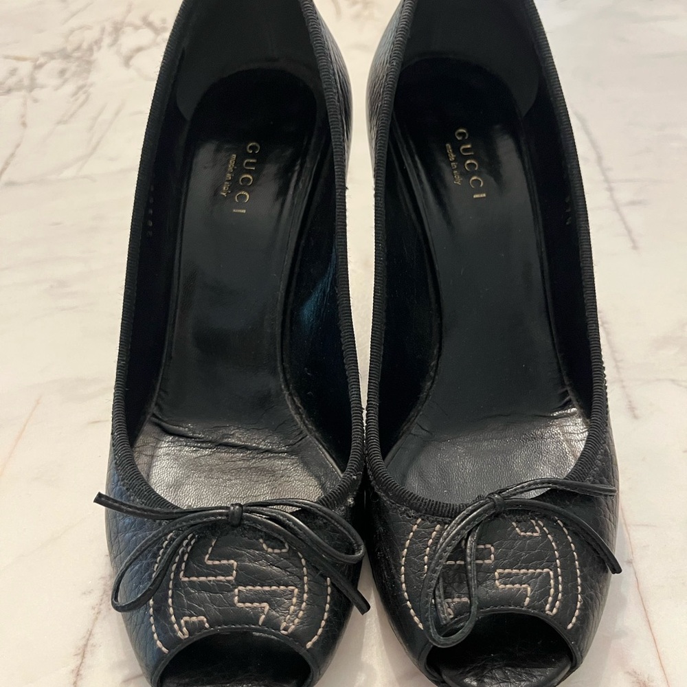 Gucci Black Peep Toe Heels with Stitching